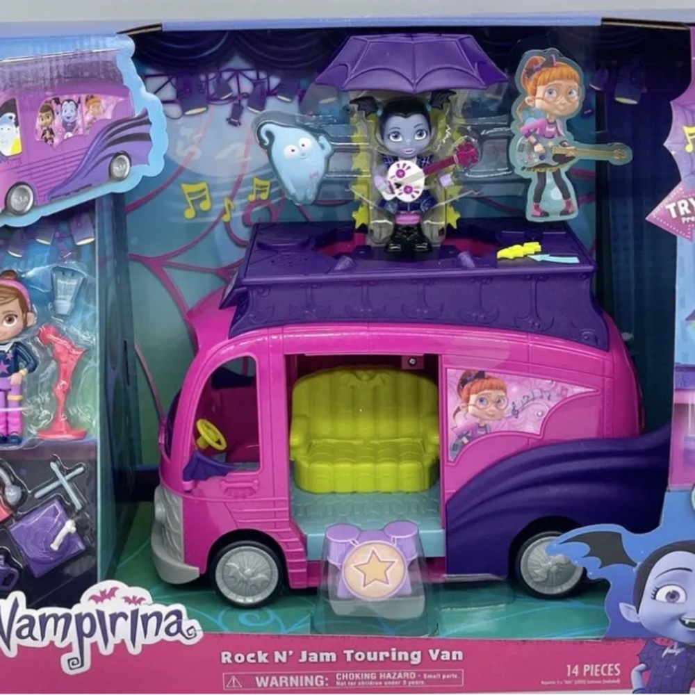 Vampirina Toys